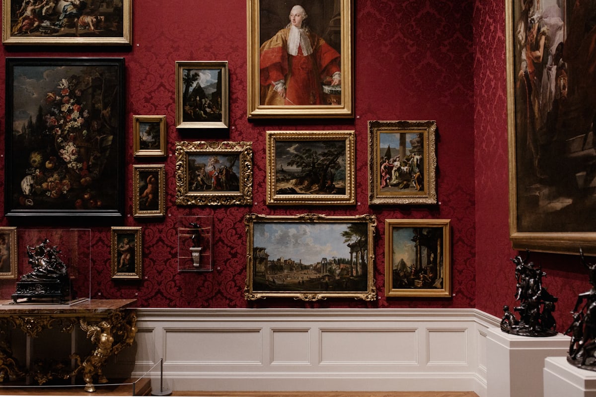 Musée des Beaux-Arts on place du Palais de Justice, Chambéry, Savoie