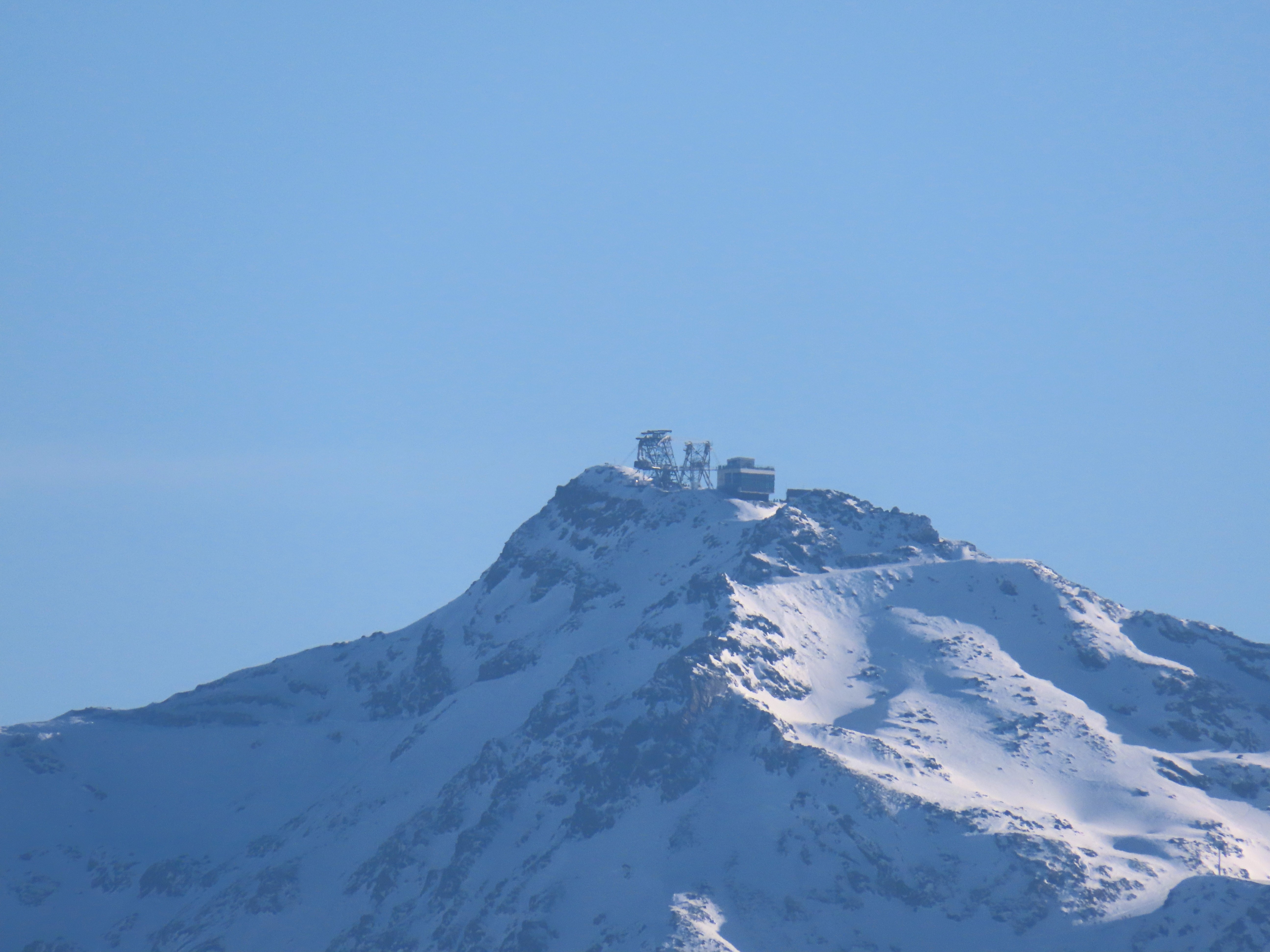 Le sommet de la cime de Caron vu du col du Gollet